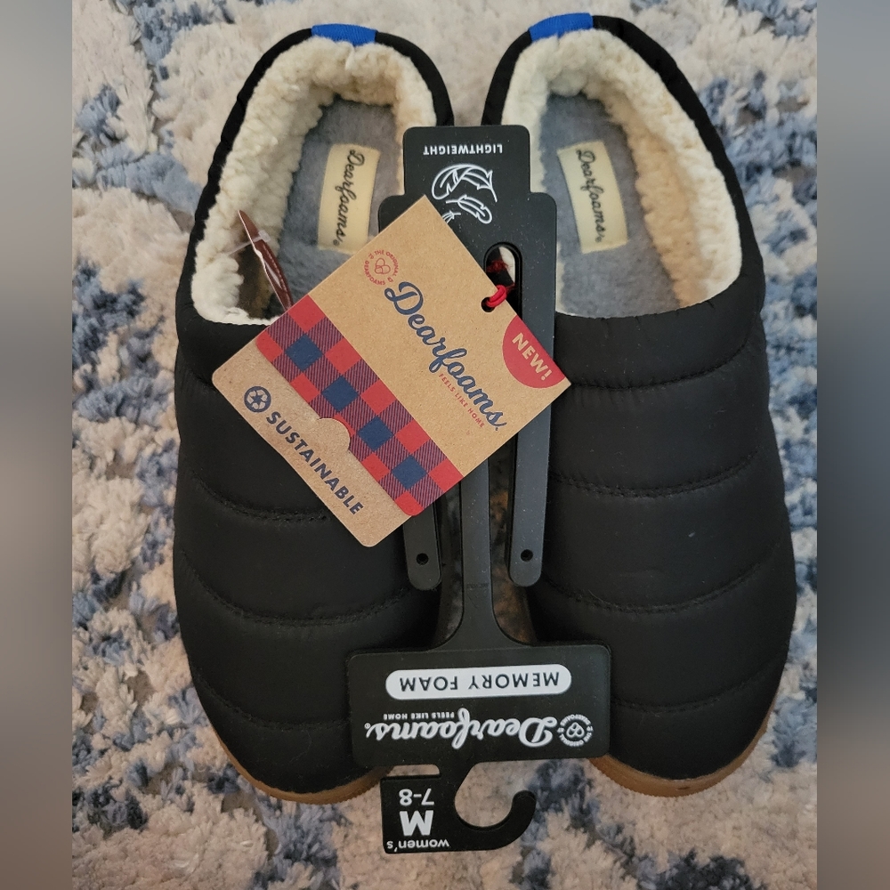 NWT Dearfoams Black comfortable slippers